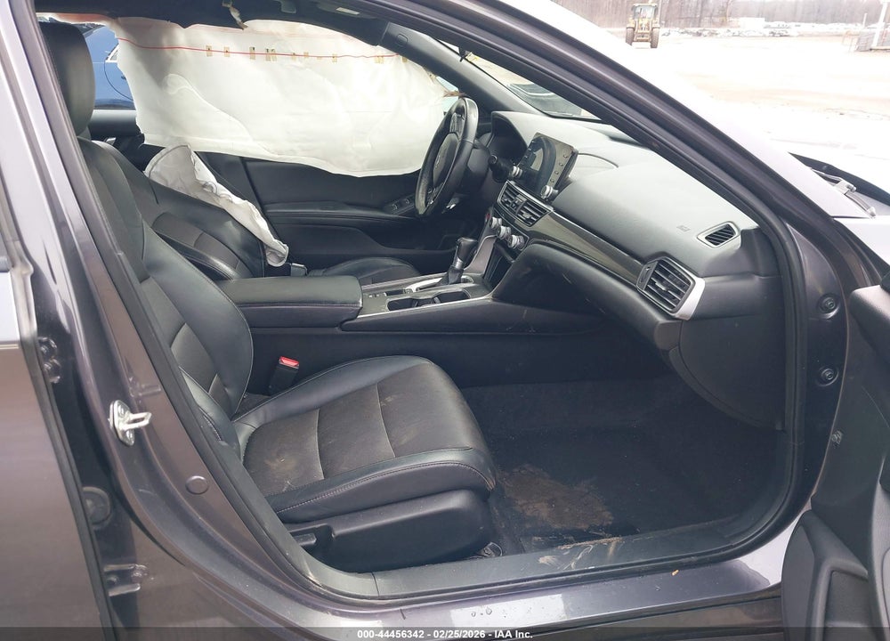 2018 HONDA ACCORD SPORT VIN: 1HGCV1F32JA197739