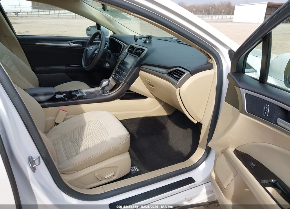 2016 FORD FUSION SE VIN: 3FA6P0H78GR350306