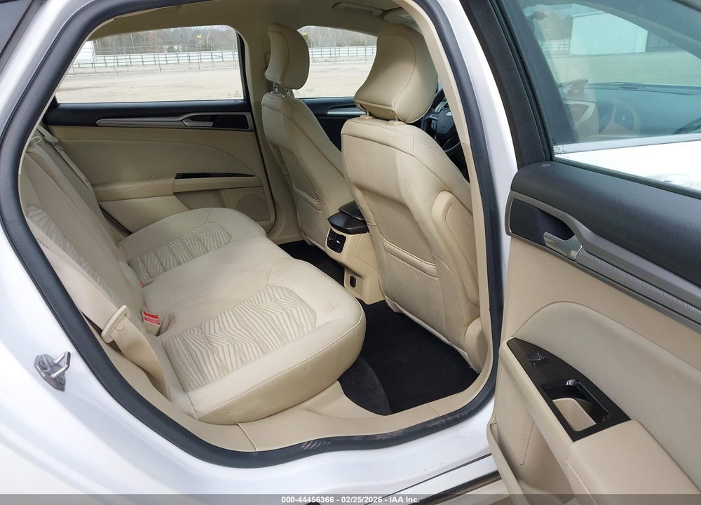 2016 FORD FUSION SE VIN: 3FA6P0H78GR350306