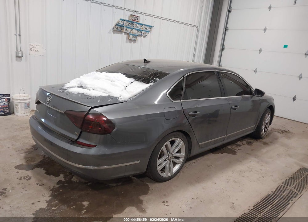 2016 VOLKSWAGEN PASSAT 1.8T SEL VIN: 1VWCT7A36GC063129