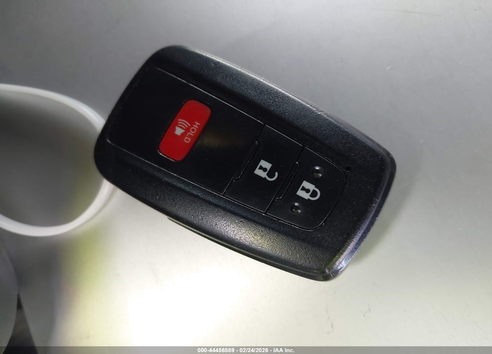 2019 TOYOTA PRIUS LE VIN: JTDKARFU3K3085132