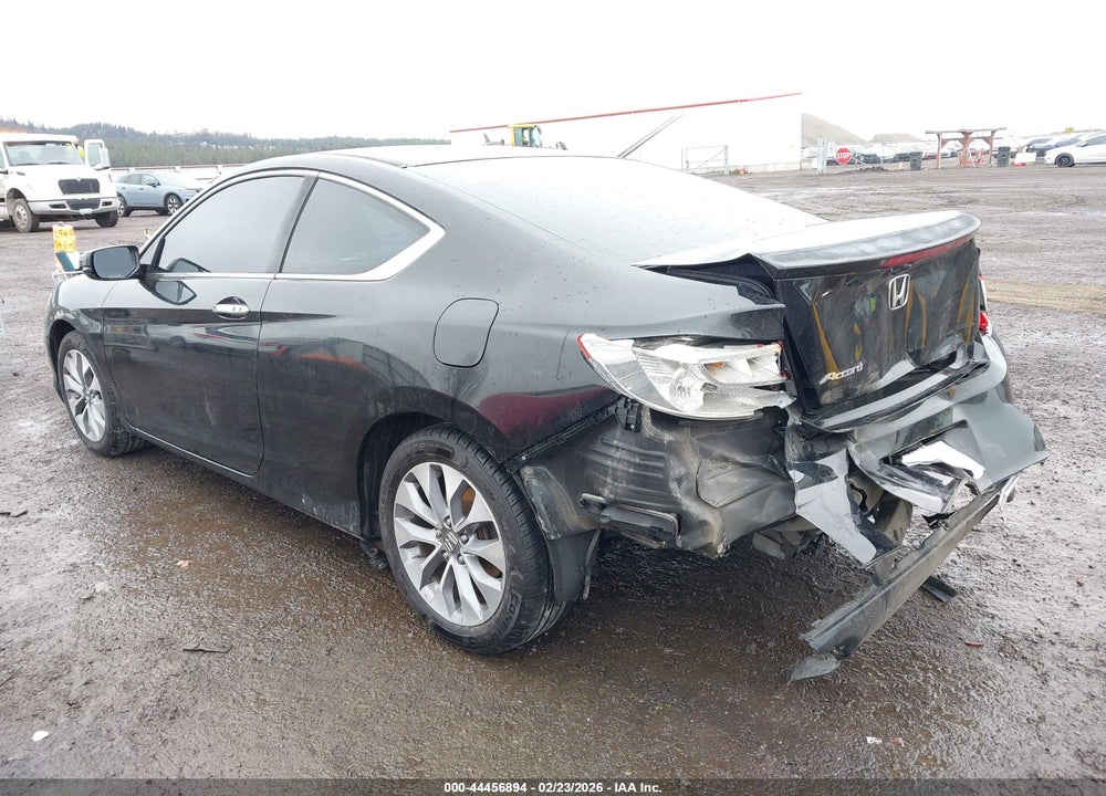 2015 HONDA ACCORD EX VIN: 1HGCT1B75FA005252