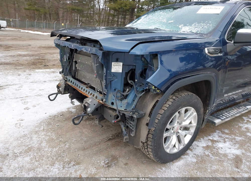 2021 GMC SIERRA 1500 4WD  SHORT BOX SLE VIN: 3GTU9BED8MG272991