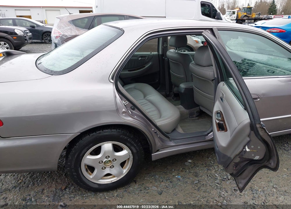 2000 HONDA ACCORD 3.0 EX VIN: 1HGCG1650YA068467