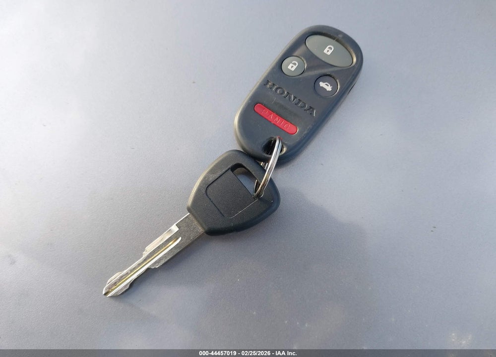 2000 HONDA ACCORD 3.0 EX VIN: 1HGCG1650YA068467