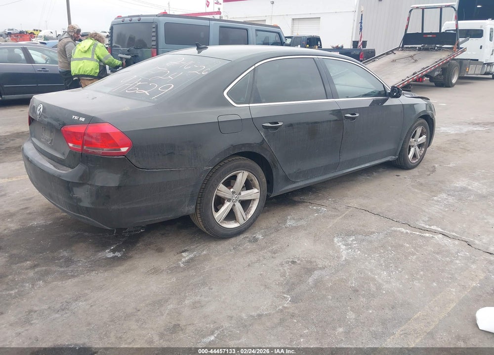 2014 VOLKSWAGEN PASSAT 1.8T SE VIN: 1VWBS7A31EC062577
