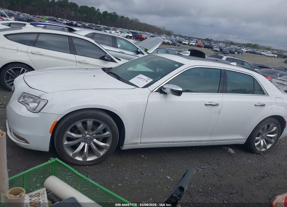 2020 CHRYSLER 300 LIMITED VIN: 2C3CCAEG2LH124338