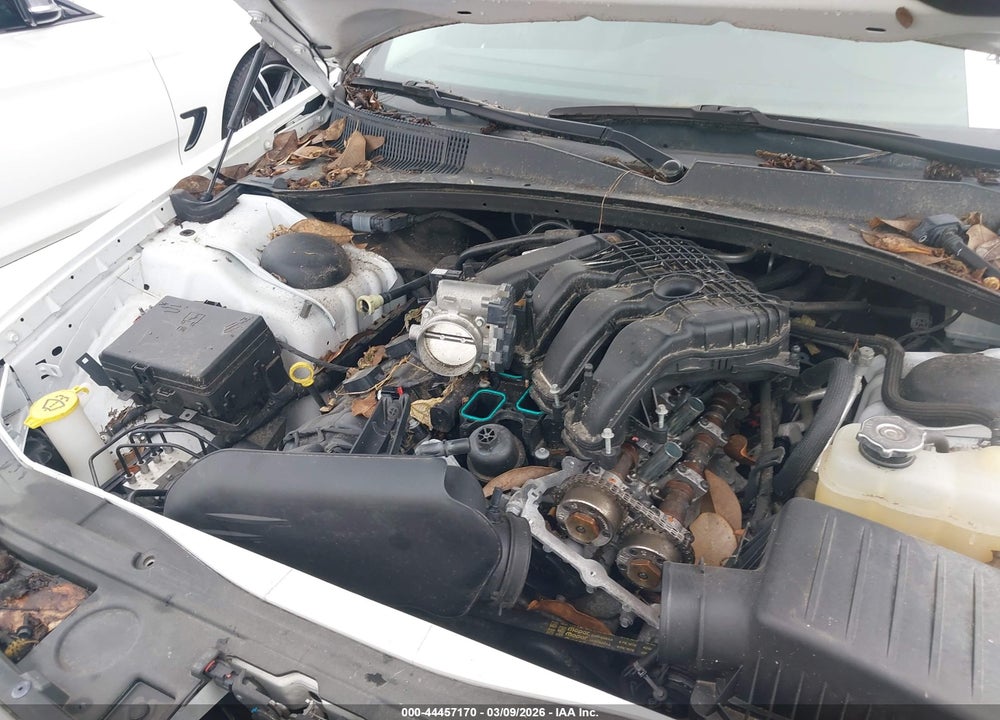2020 CHRYSLER 300 LIMITED VIN: 2C3CCAEG2LH124338