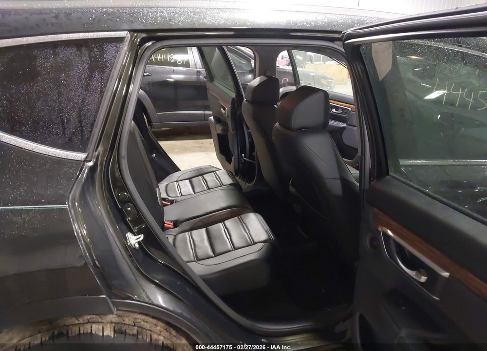 2017 HONDA CR-V TOURING VIN: 5J6RW2H91HL009850