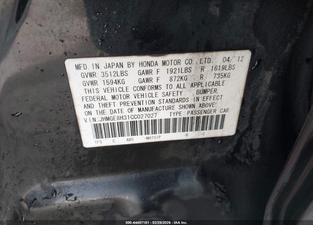 2012 HONDA FIT VIN: JHMGE8H31CC027027