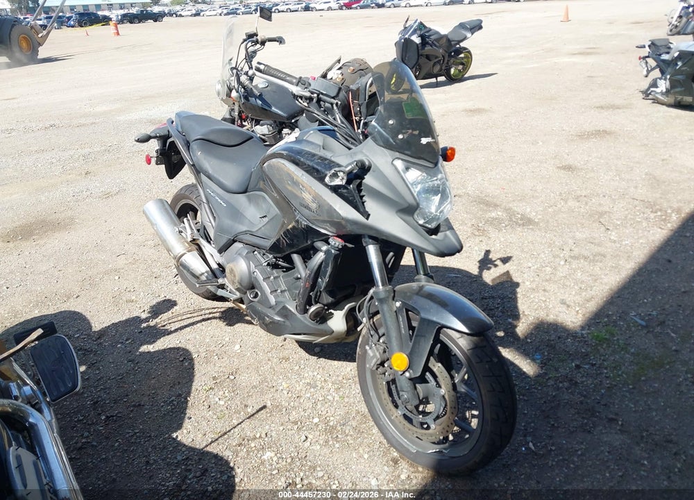 2015 HONDA NC700XD VIN: JH2RC6340FK100376