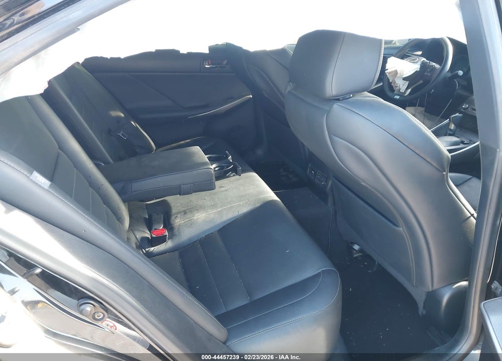 2015 LEXUS IS 350 VIN: JTHBE1D25F5016944
