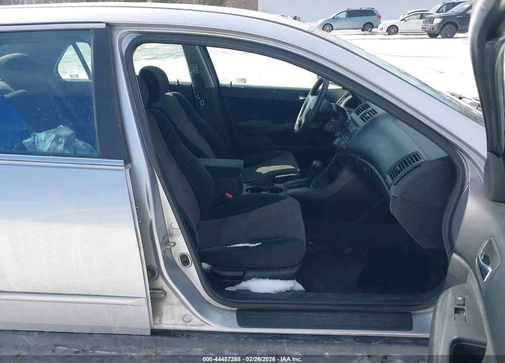 2004 HONDA ACCORD 2.4 LX VIN: 1HGCM56394A019311