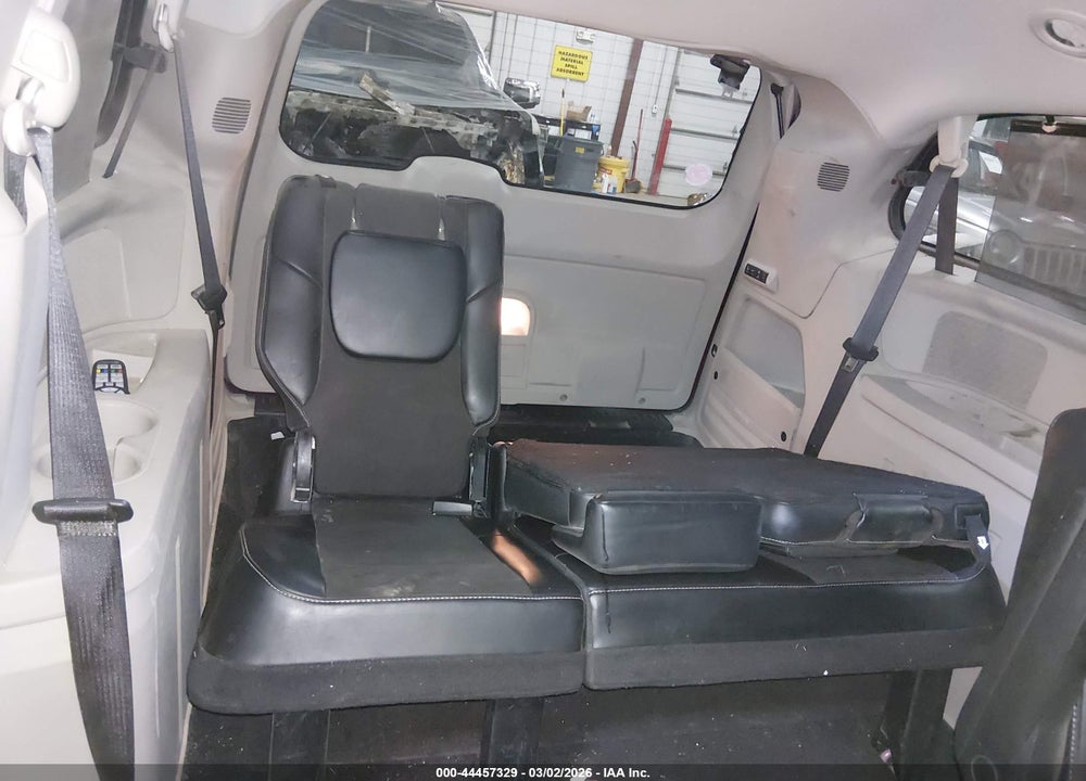 2014 CHRYSLER TOWN & COUNTRY TOURING-L 30TH ANNIVERSARY VIN: 2C4RC1CG7ER248739