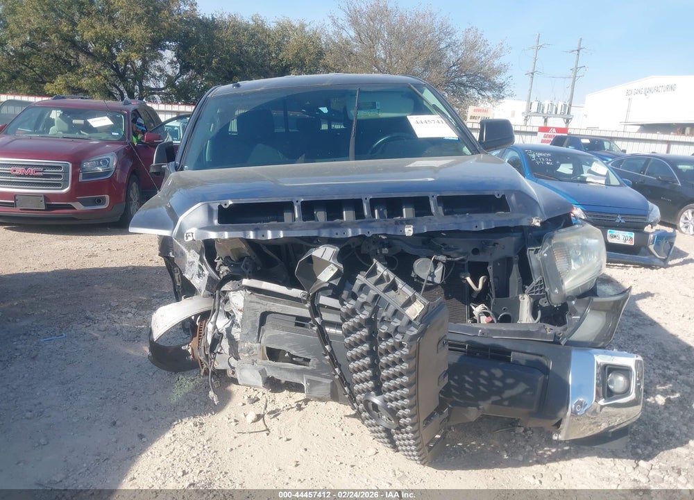 2018 TOYOTA TUNDRA SR5 4.6L V8 VIN: 5TFRM5F17JX124154