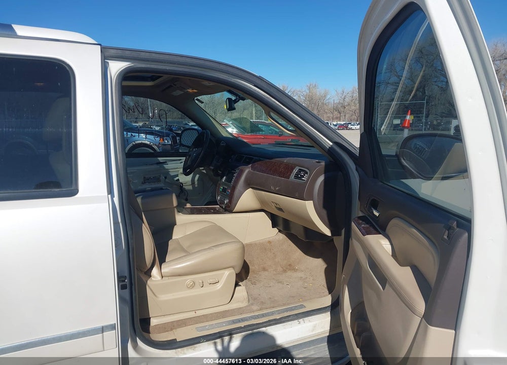 2010 GMC YUKON DENALI VIN: 1GKUCEEF0AR196848