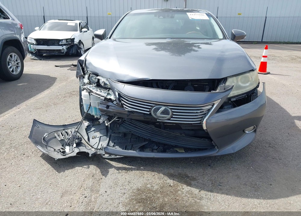 2013 LEXUS ES 300H VIN: JTHBW1GG2D2029315