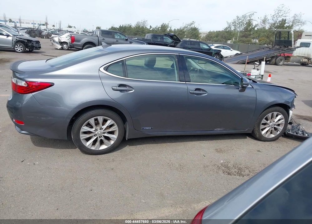 2013 LEXUS ES 300H VIN: JTHBW1GG2D2029315