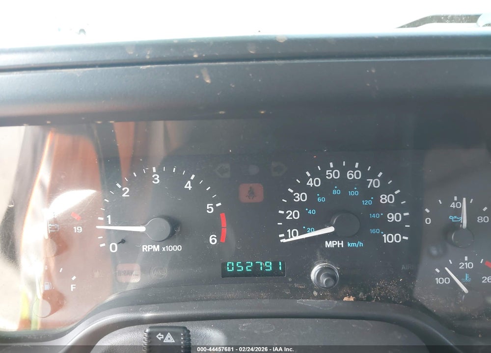 1998 JEEP WRANGLER SAHARA VIN: 1J4FY49S8WP730621