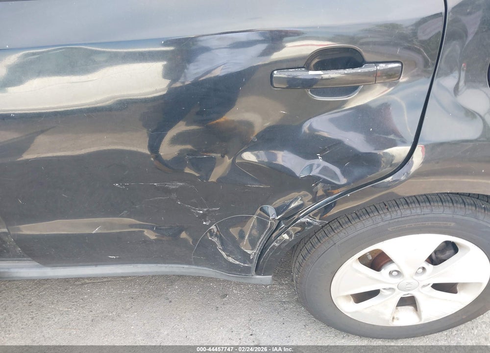 2015 KIA SOUL VIN: KNDJN2A21F7760746