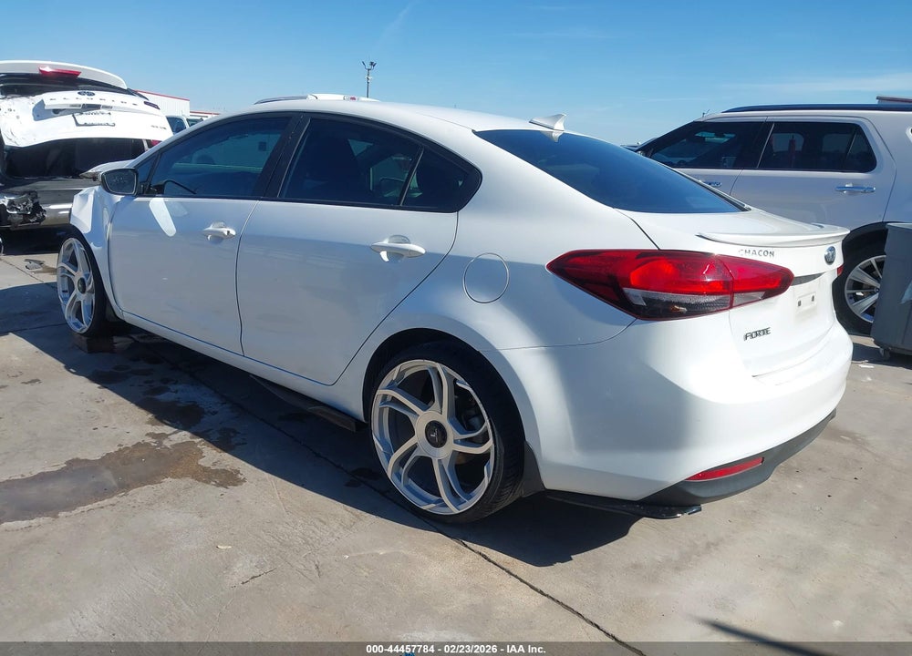 2018 KIA FORTE LX VIN: 3KPFL4A78JE247781