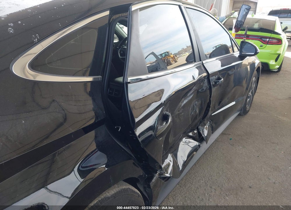 2023 HYUNDAI SONATA HYBRID BLUE VIN: KMHL24JJXPA060664