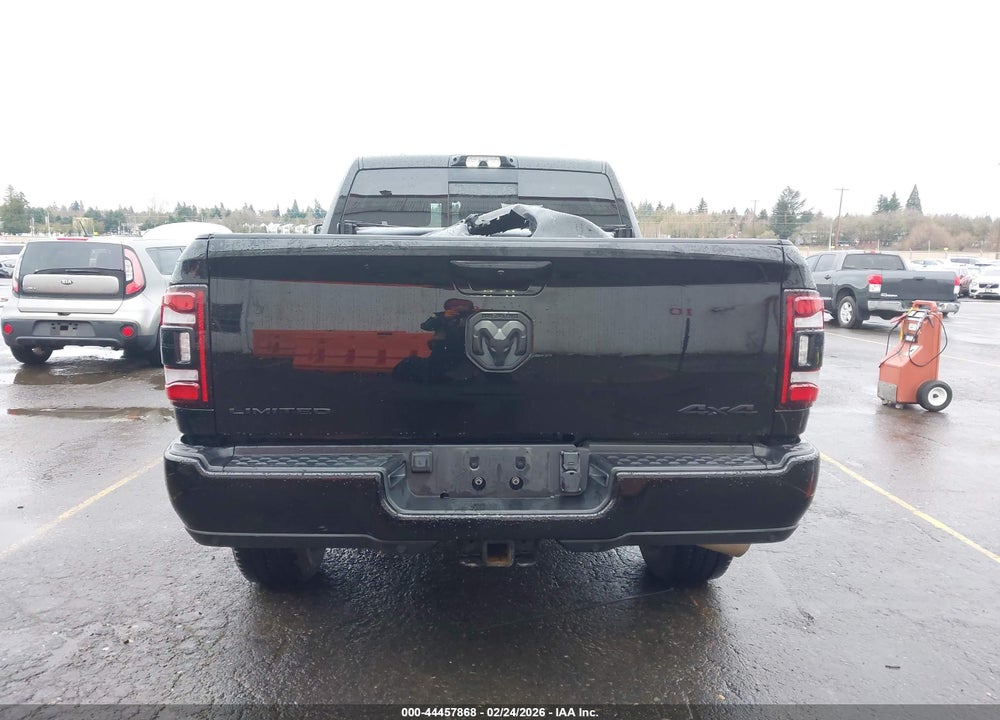2024 RAM 2500 LIMITED  4X4 6'4 BOX VIN: 3C6UR5TL1RG160169