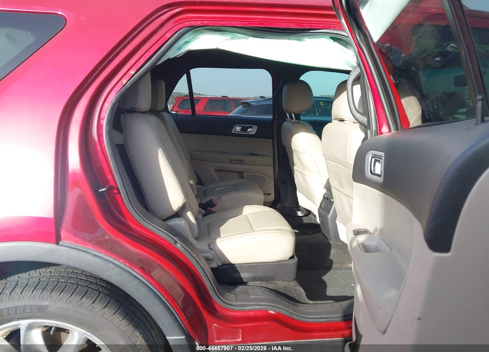 2015 FORD EXPLORER XLT VIN: 1FM5K8D86FGC49221