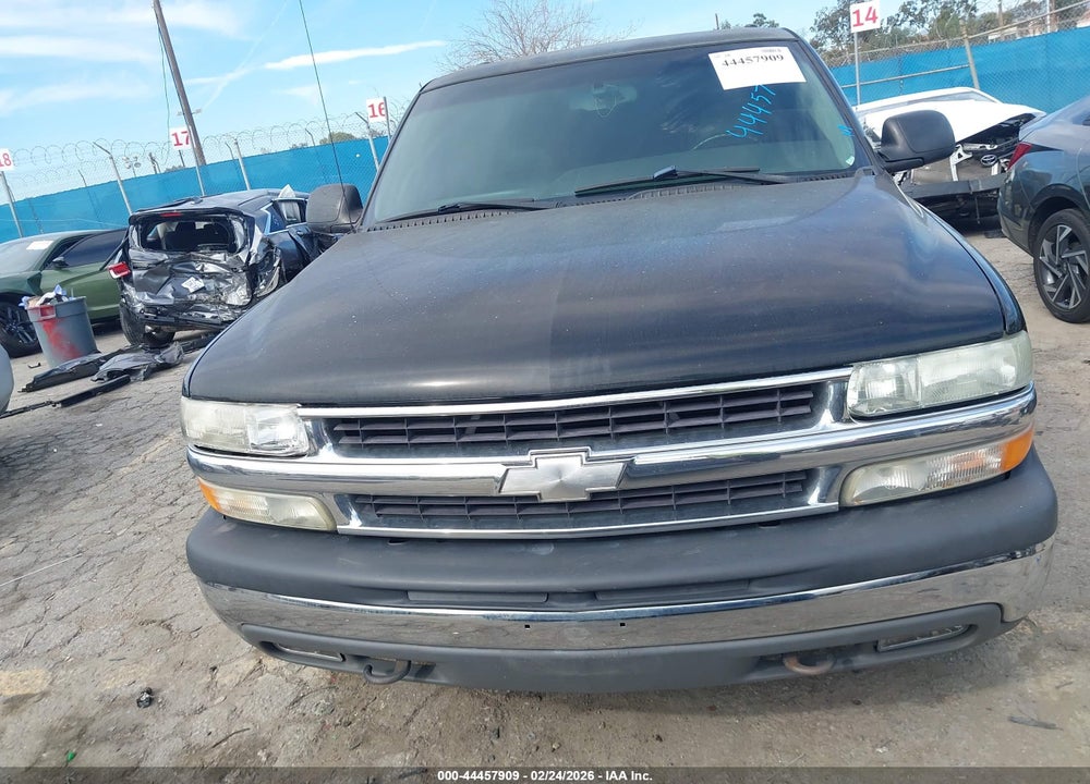 2003 CHEVROLET TAHOE LS VIN: 1GNEC13V43R263979