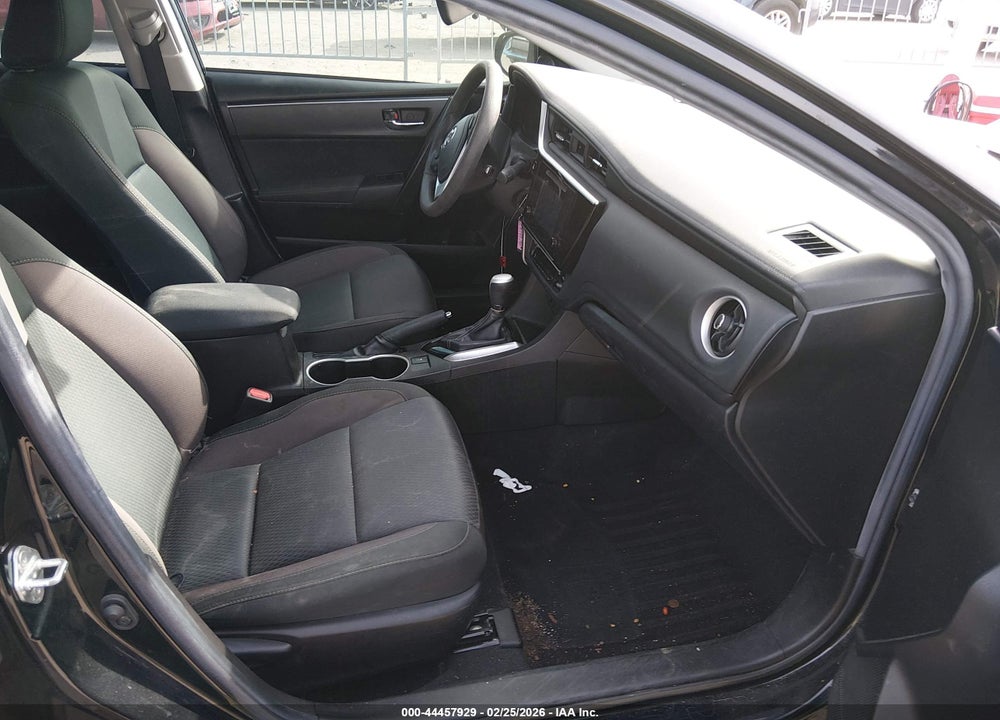 2019 TOYOTA COROLLA LE VIN: 5YFBURHE6KP897349