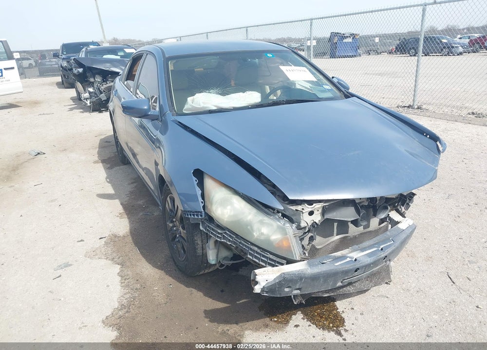 2011 HONDA ACCORD 2.4 SE VIN: 1HGCP2F64BA025739