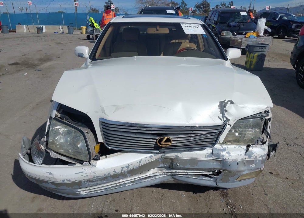 2000 LEXUS LS 400 VIN: JT8BH28F1Y0180458