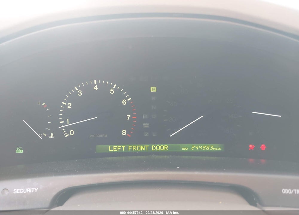 2000 LEXUS LS 400 VIN: JT8BH28F1Y0180458