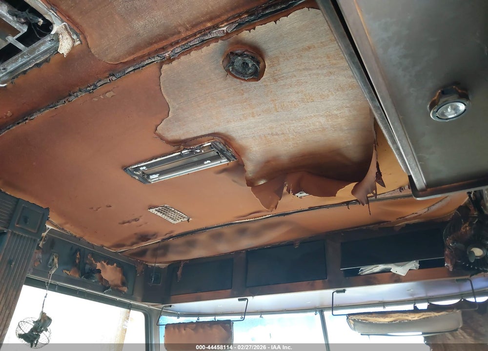 1999 FORD F550 SUPER DUTY STRIPPED CHASS VIN: 3FCNF53S6XJA36119