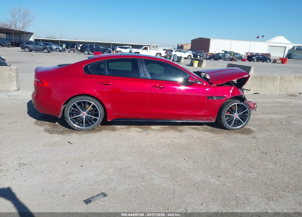 2018 JAGUAR XE S VIN: SAJAG4FV2JCP17723