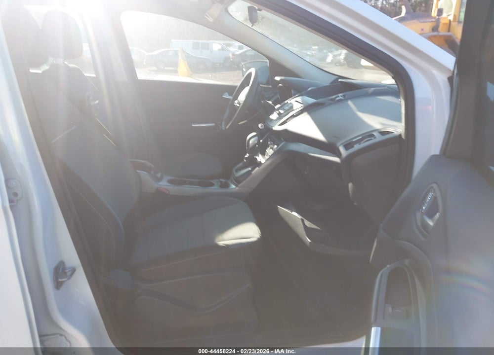 2014 FORD ESCAPE SE VIN: 1FMCU9GX5EUD09953