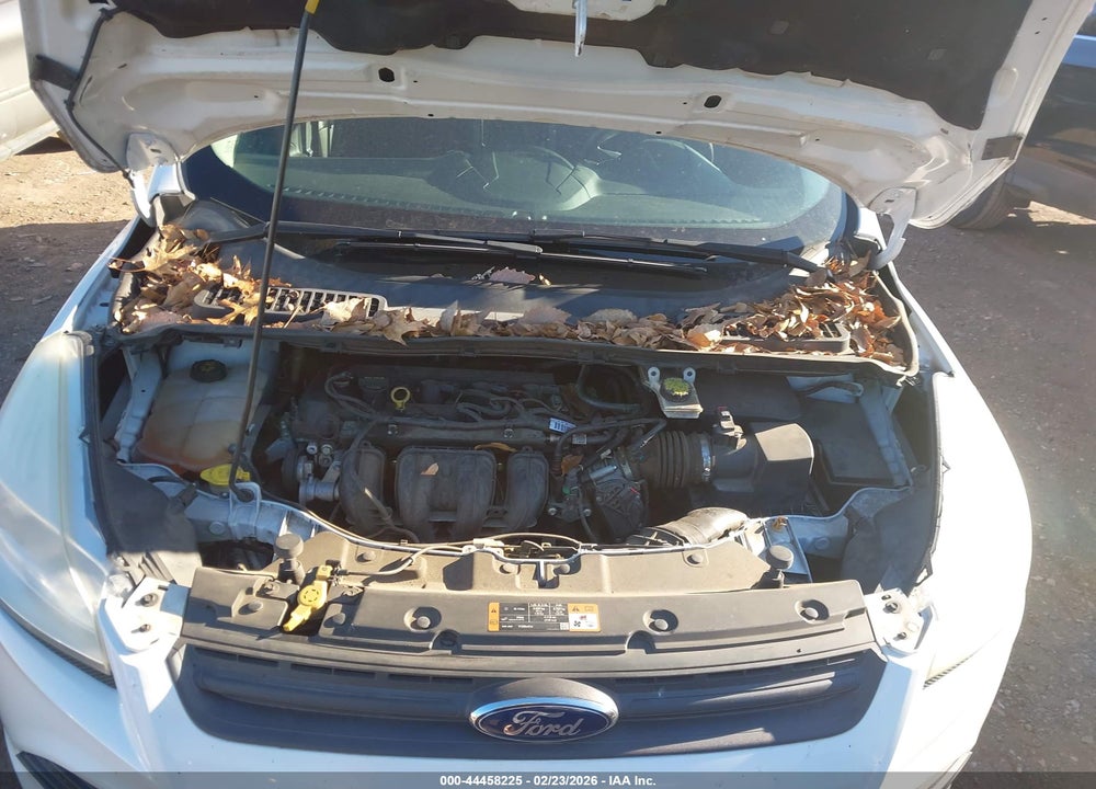 2015 FORD ESCAPE S VIN: 1FMCU0F70FUC65911