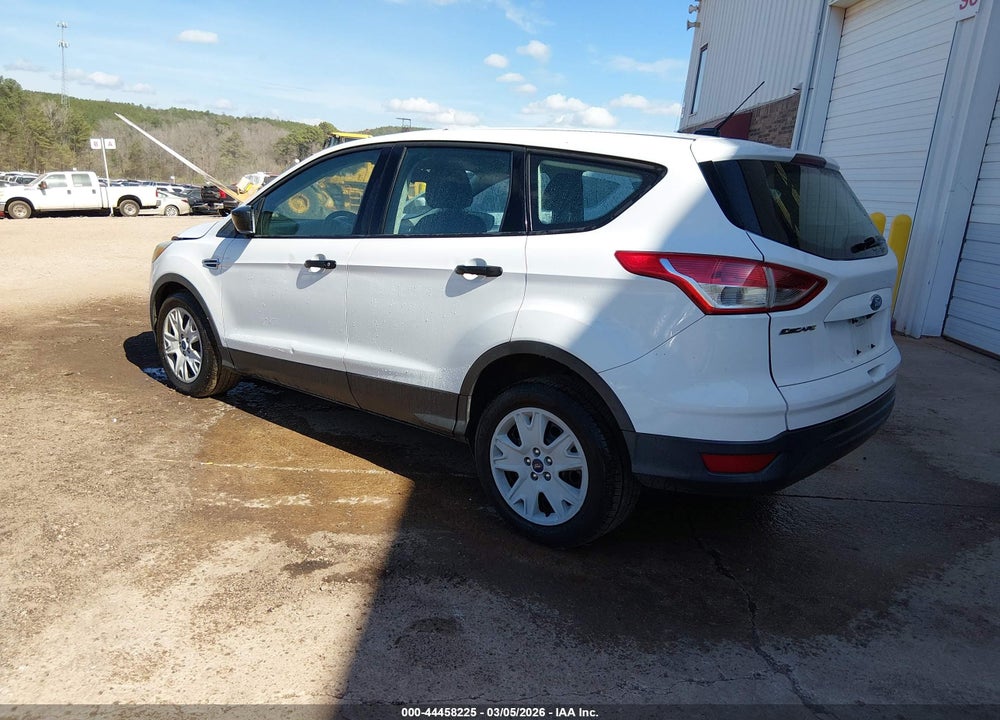2015 FORD ESCAPE S VIN: 1FMCU0F70FUC65911
