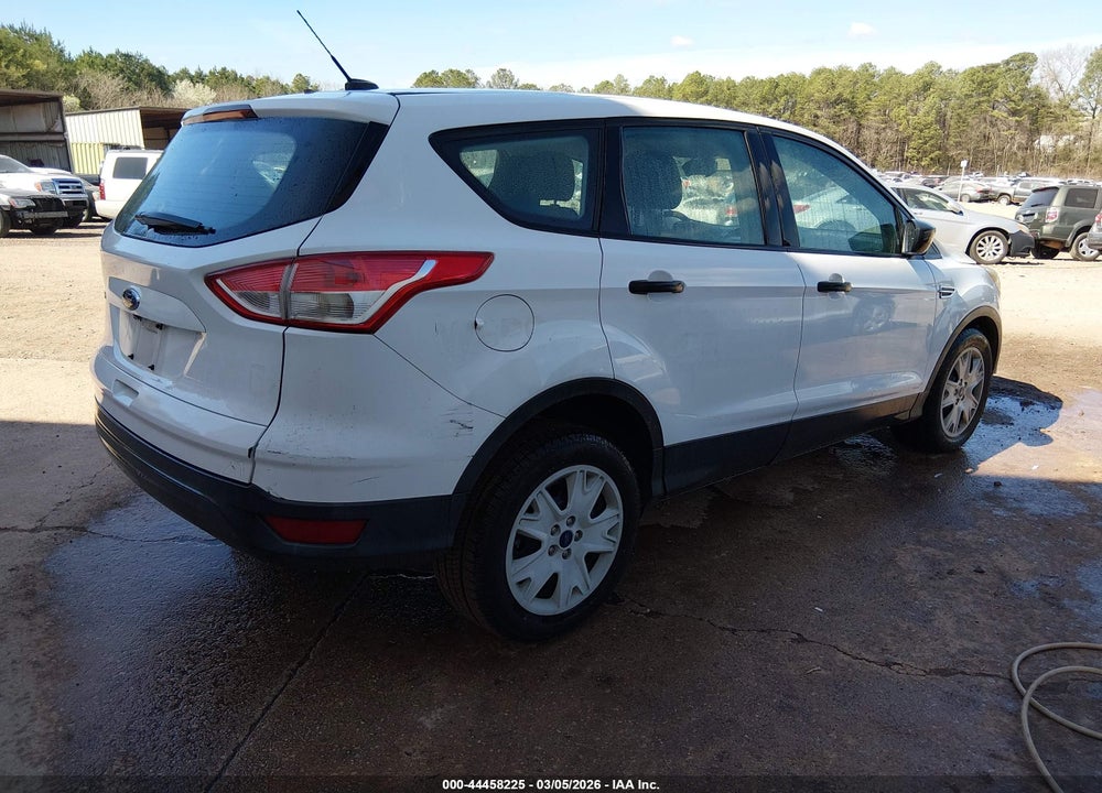2015 FORD ESCAPE S VIN: 1FMCU0F70FUC65911