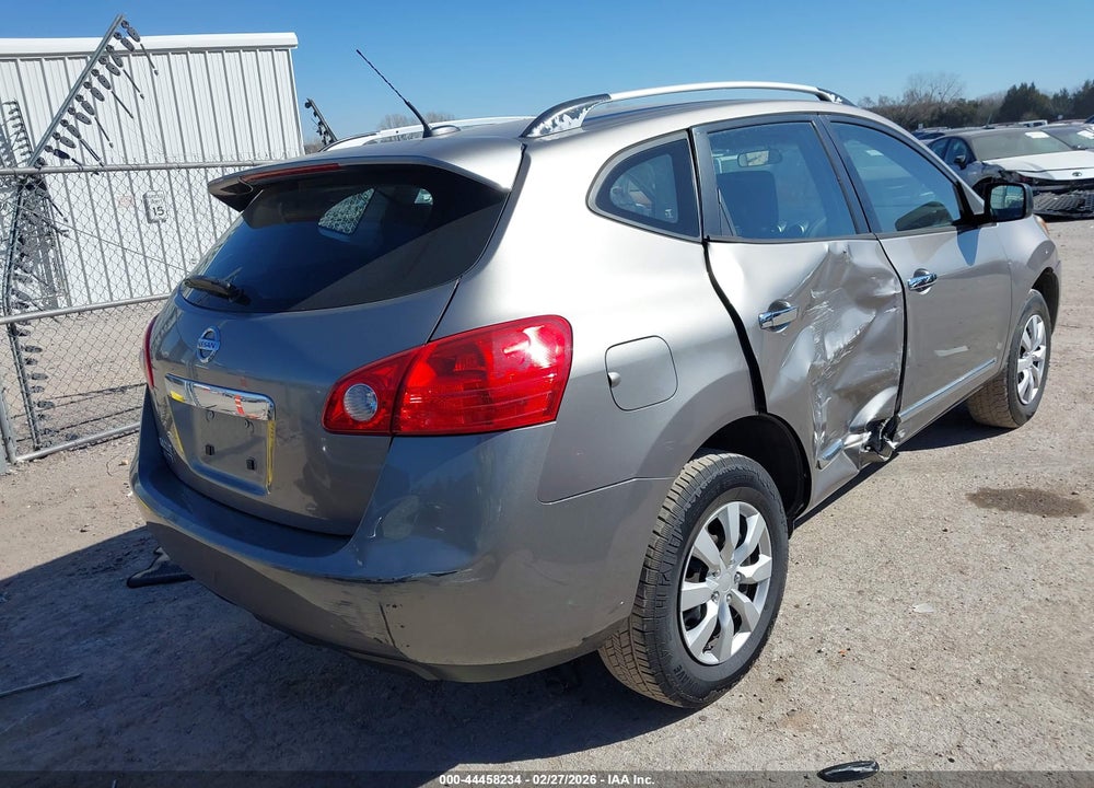 2014 NISSAN ROGUE SELECT S VIN: JN8AS5MT7EW614424