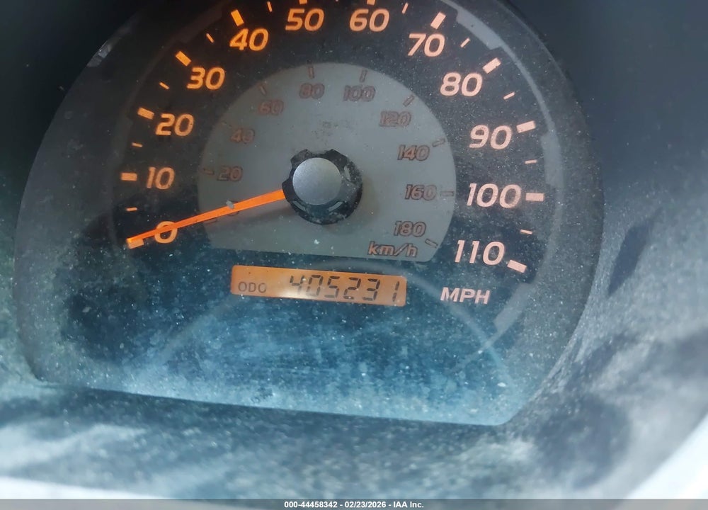 2005 TOYOTA 4RUNNER SR5 V8 VIN: JTEBT14R250050366