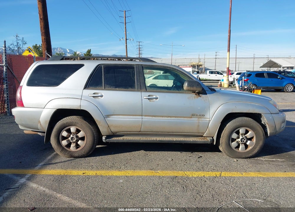 2005 TOYOTA 4RUNNER SR5 V8 VIN: JTEBT14R250050366
