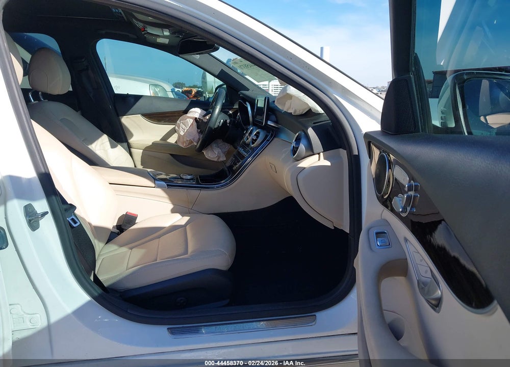 2018 MERCEDES-BENZ C 300 4MATIC VIN: 55SWF4KB2JU274817