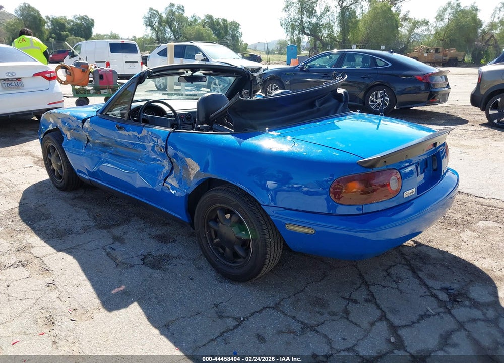 1992 MAZDA MX-5 MIATA VIN: JM1NA3514N0320743