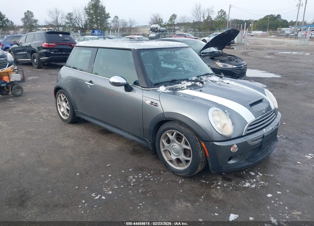 2006 MINI COOPER S VIN: WMWRE33536TJ35804