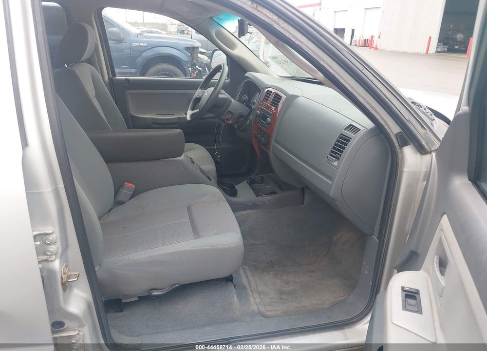 2005 DODGE DAKOTA SLT VIN: 1D7HW48N65S295857