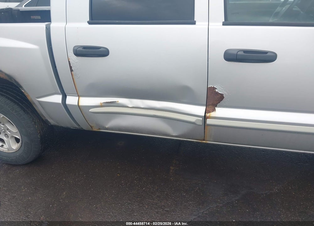 2005 DODGE DAKOTA SLT VIN: 1D7HW48N65S295857