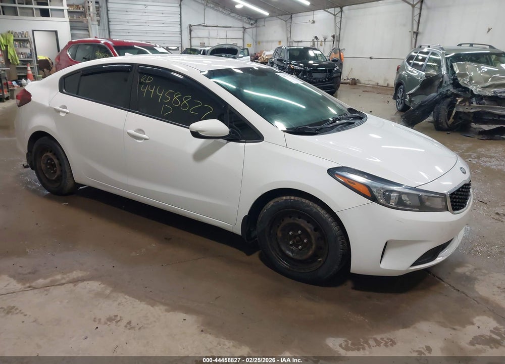 2017 KIA FORTE S VIN: 3KPFL4A71HE156247