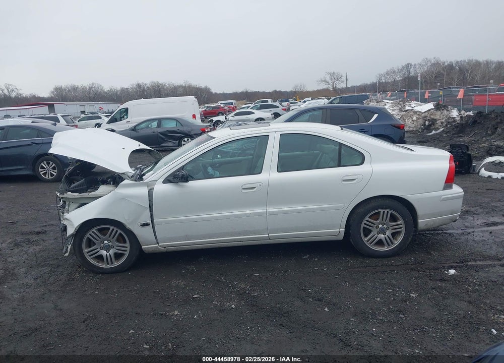 2006 VOLVO S60 2.5T VIN: YV1RS592X62505215
