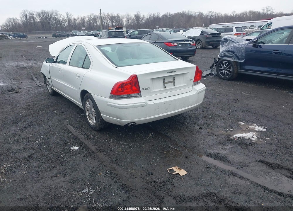 2006 VOLVO S60 2.5T VIN: YV1RS592X62505215